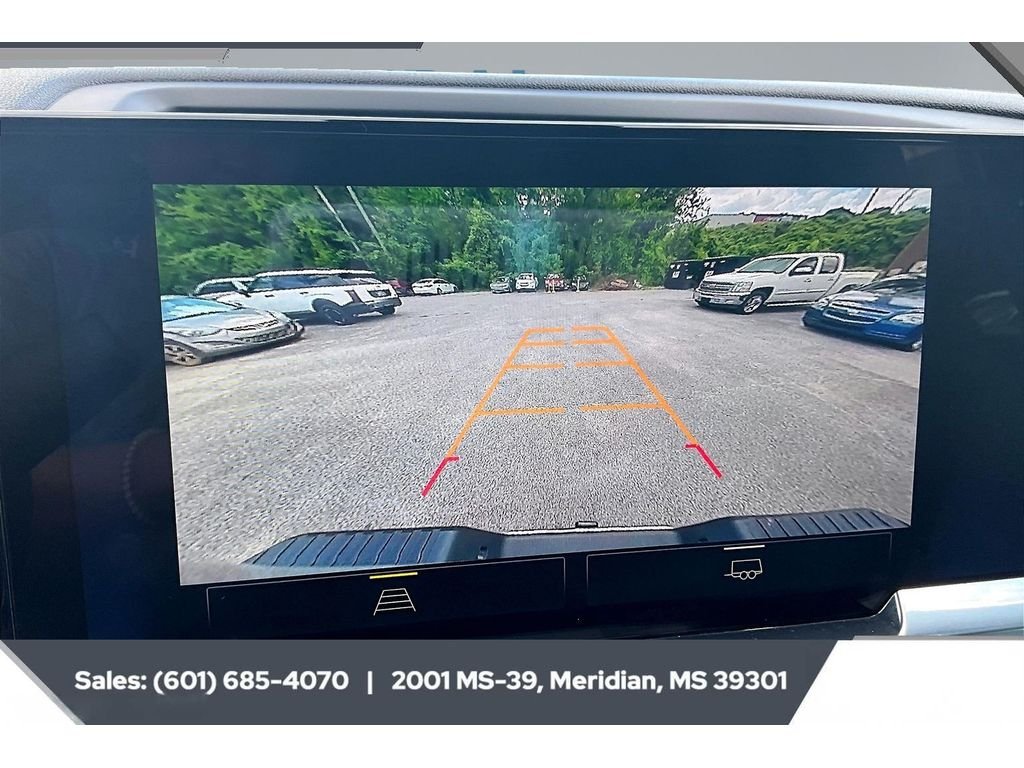 Used 2025 STERLING GRAY METALLIC Chevrolet LT image 15