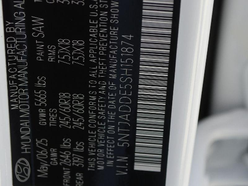 2025 Hyundai Santa Cruz SE - Photo 29