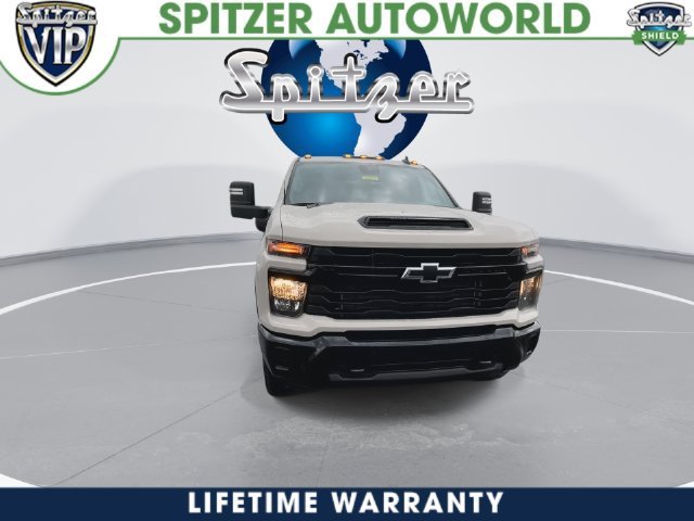 2026 Chevrolet Silverado 2500 HD photo 5 of 41