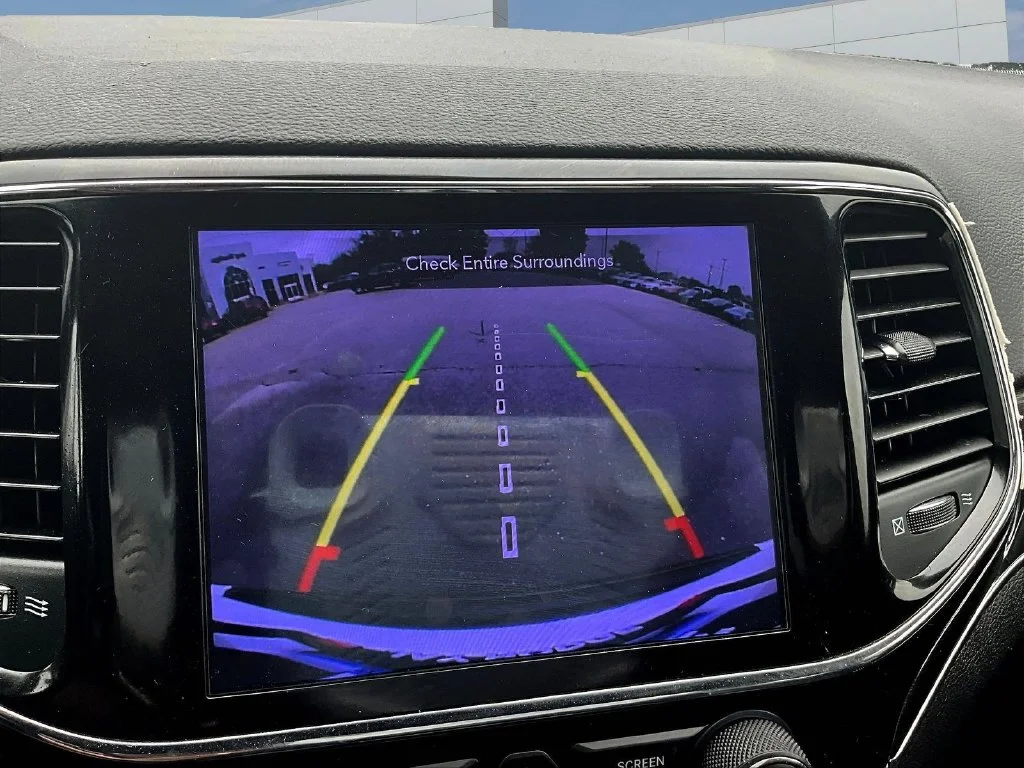 Used 2020 White Jeep Trailhawk image 18