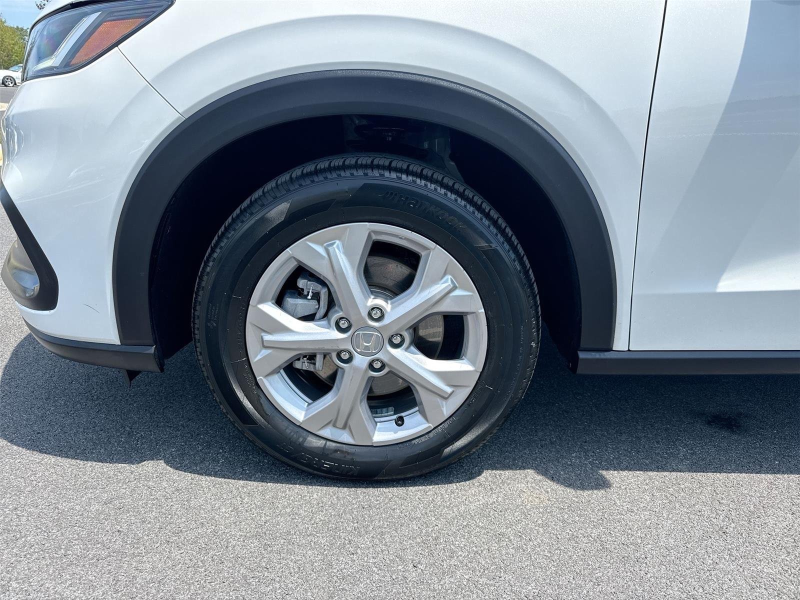 2025 Honda HR-V LX - Photo 10