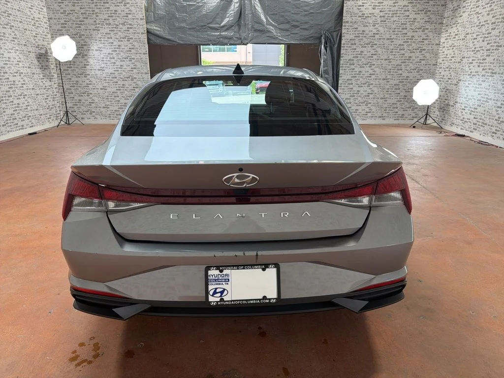 Used 2023 Fluid Metal Hyundai SEL image 6