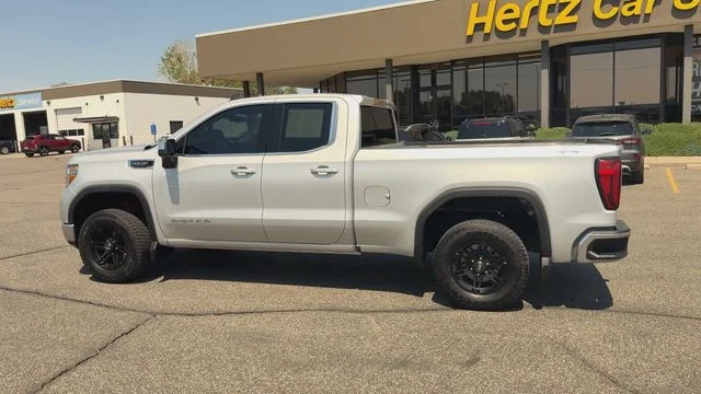 Used 2020 Silver GMC SLE image 6