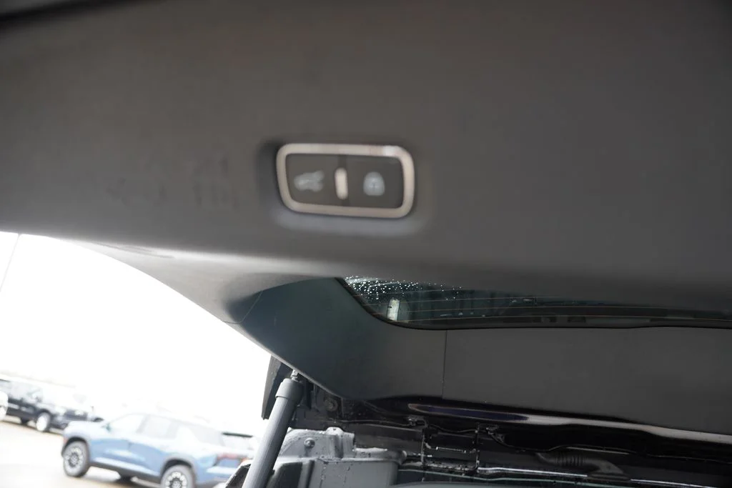 Used 2025 Agate Black Metallic Ford Active image 24