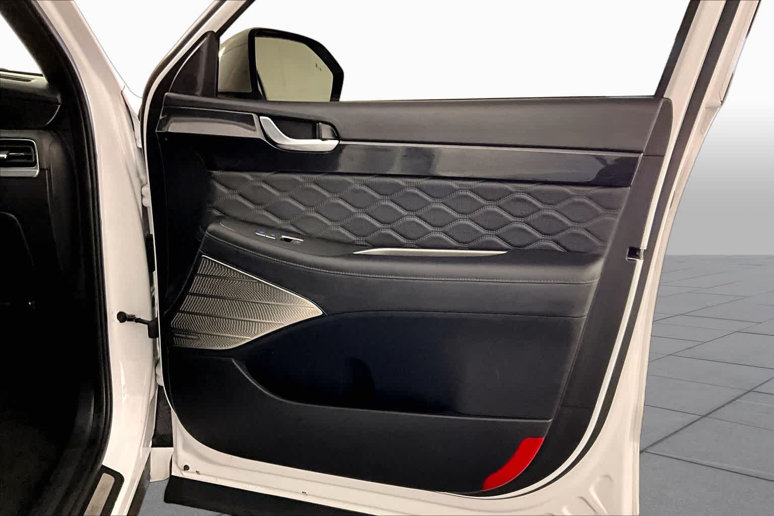 Used 2022 Hyper White Hyundai Calligraphy image 23