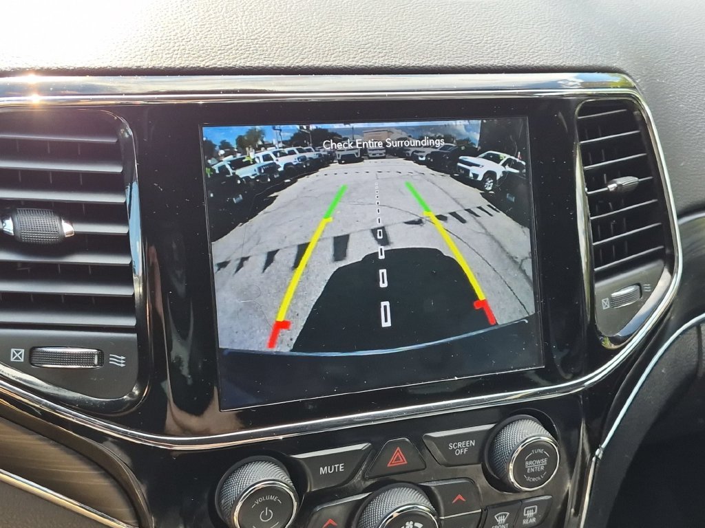 Used 2020 Gray Jeep Limited image 20
