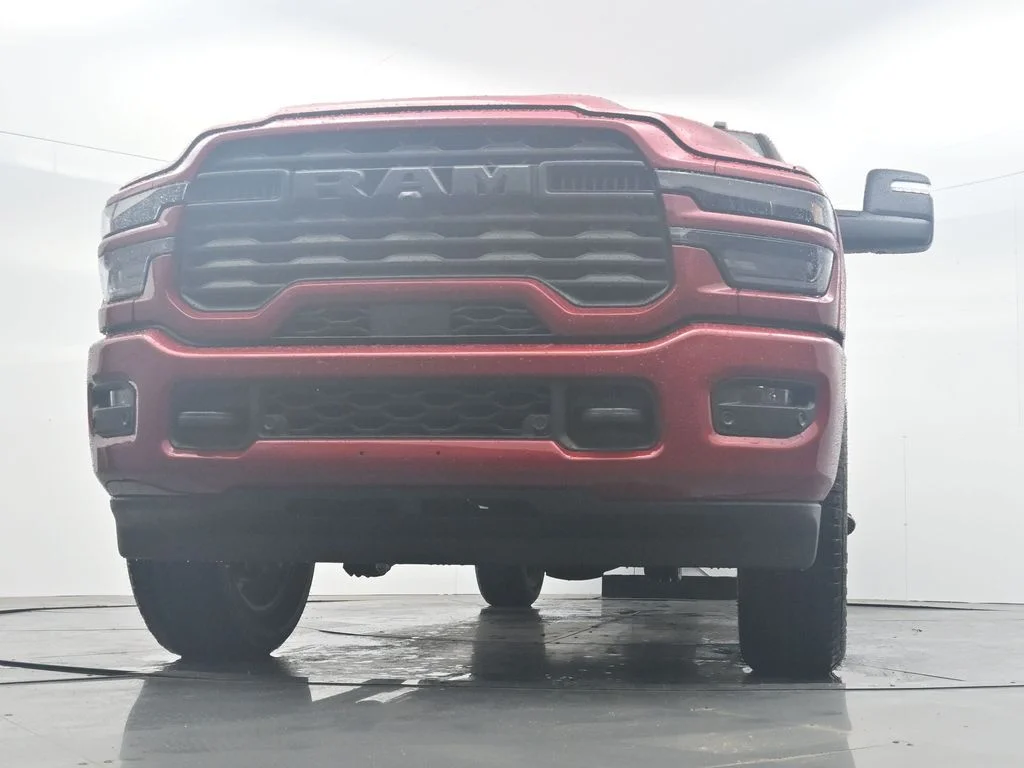 New 2026 Molten Red Pearl-Coat Exterior Paint RAM  image 33