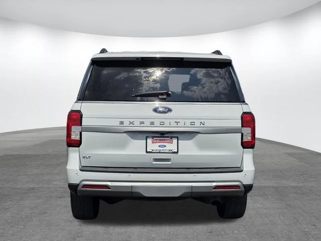 Certified Used 2024 Oxford White Ford XLT image 5