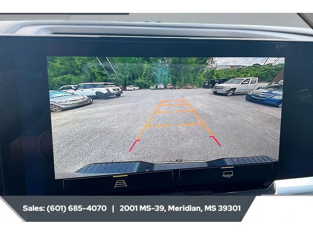 Used 2025 STERLING GRAY METALLIC Chevrolet LT image 15