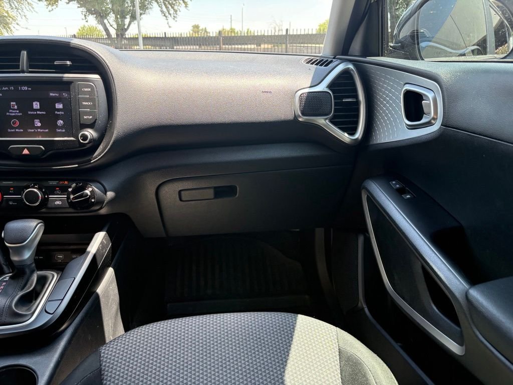 Used 2022 Gray Kia LX image 6