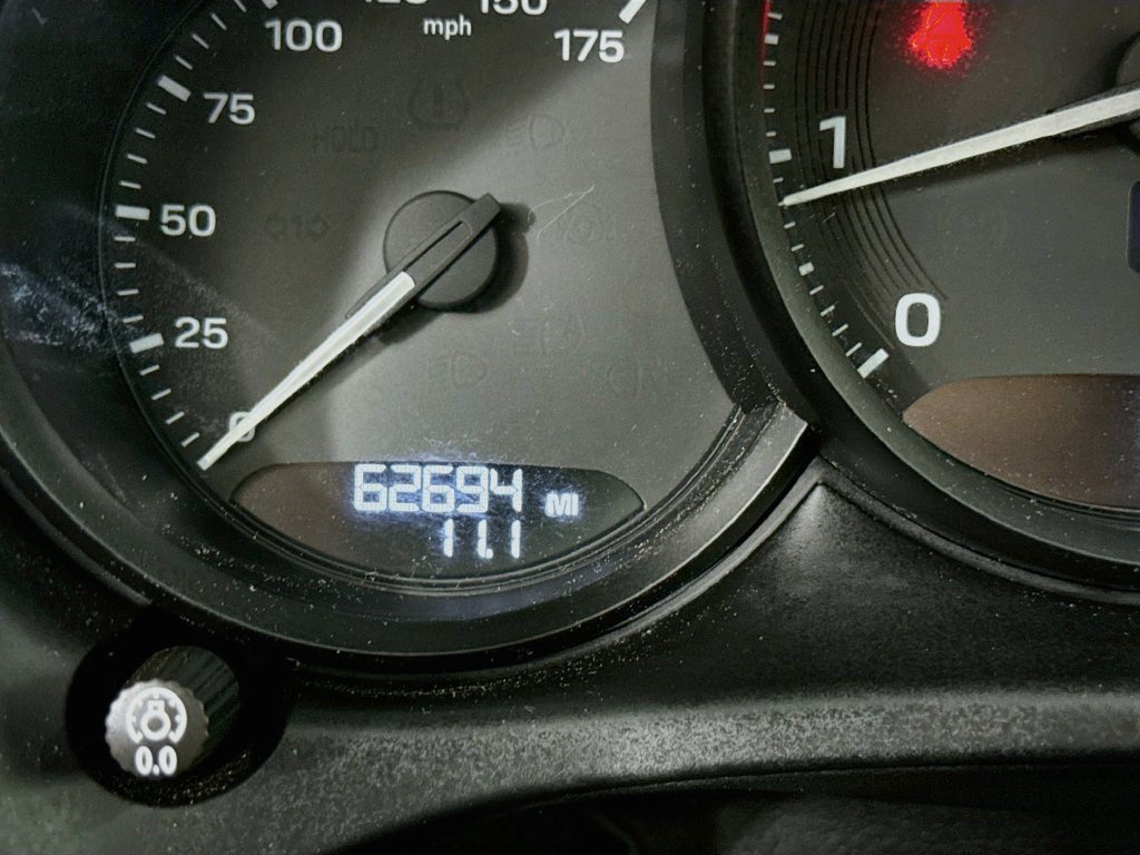 Used 2023 Dolomite Silver Metallic Porsche Base image 12
