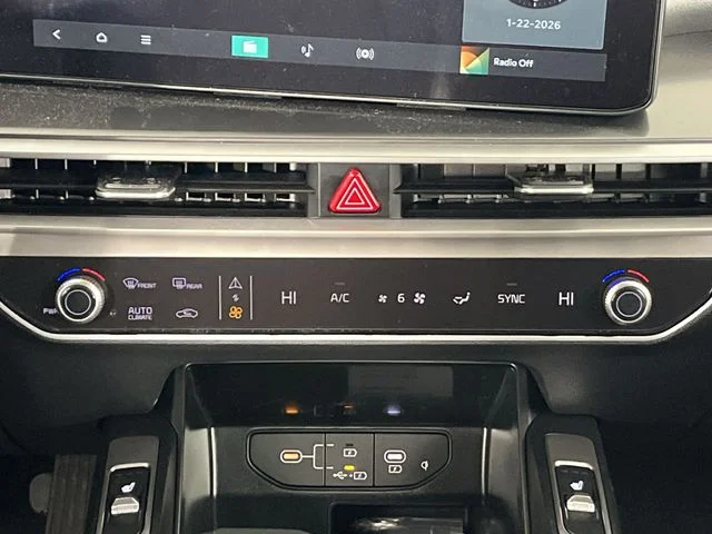 2026 Kia Sorento S - Photo 18