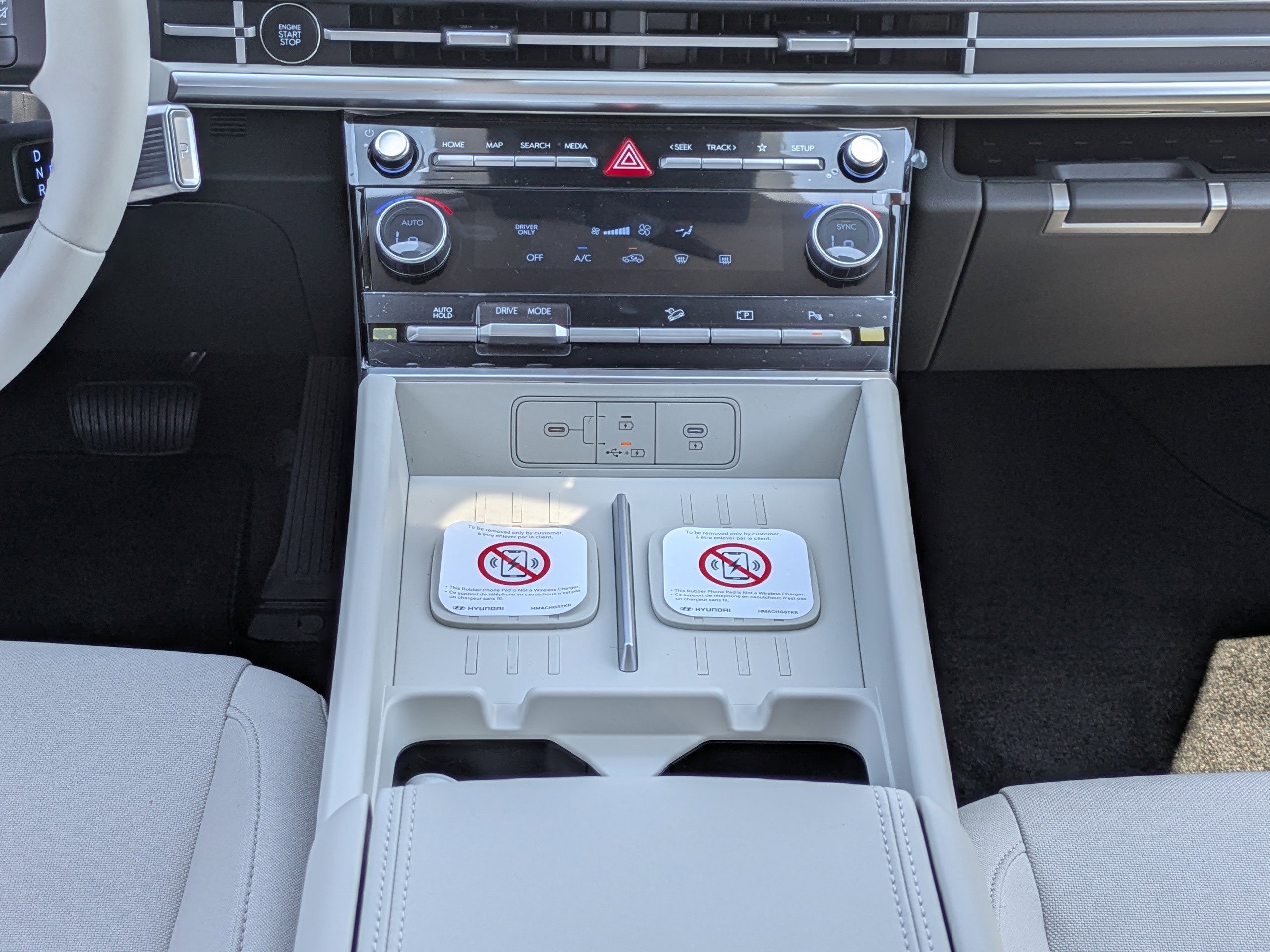 New 2026 Ecotronic Gray Hyundai SE image 42
