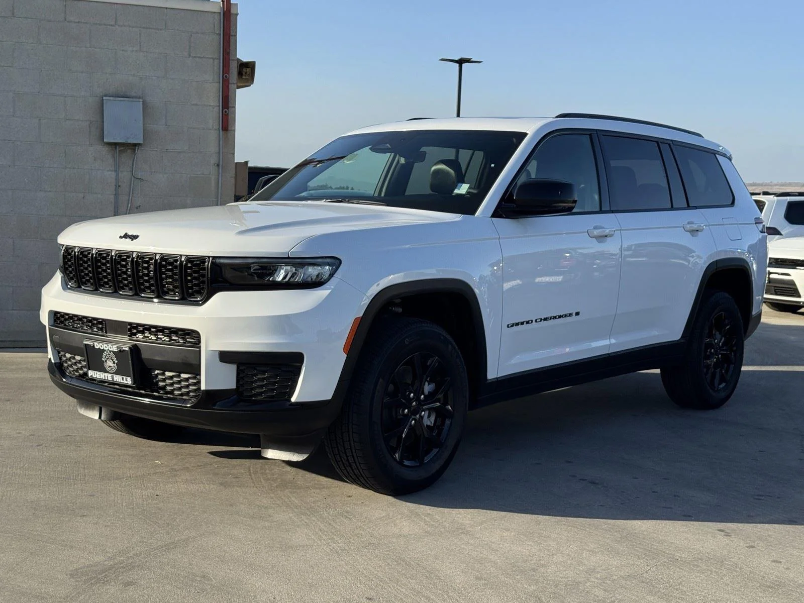 Certified Used 2025 Bright White Clearcoat Jeep Altitude X image 3
