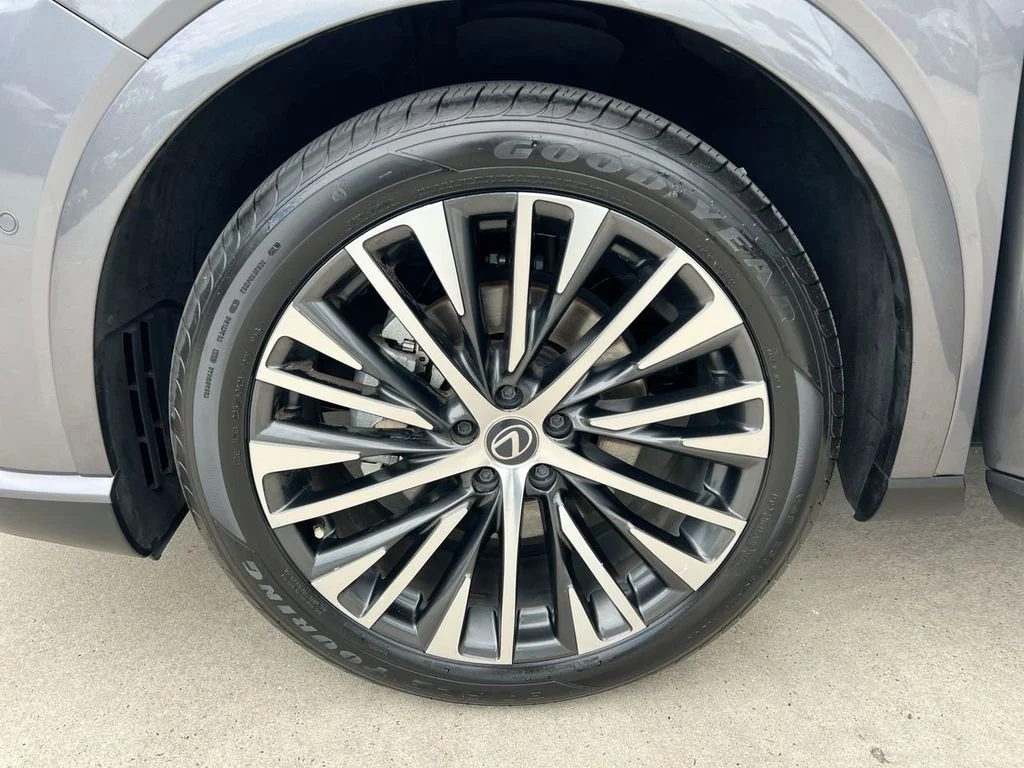 Used 2023 Gray Pearl Lexus 350 Premium Plus image 9