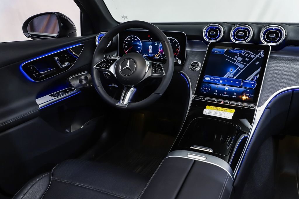 New 2026 Black Mercedes-Benz GLC 300 image 28