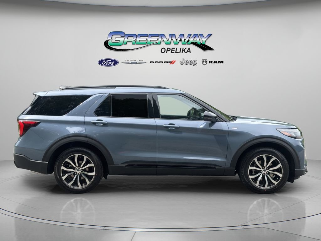 New 2026 Blue Ford ST-Line image 2