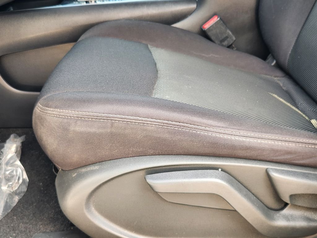 Used 2020 Silver Nissan S image 24
