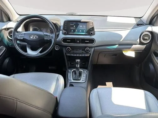 Used 2018 Black Hyundai Limited image 10