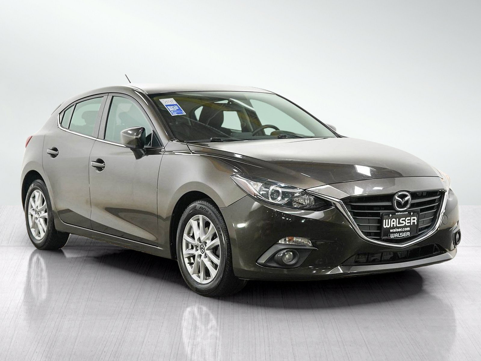 Used 2015 Titanium Flash Mica Mazda i Touring image 7