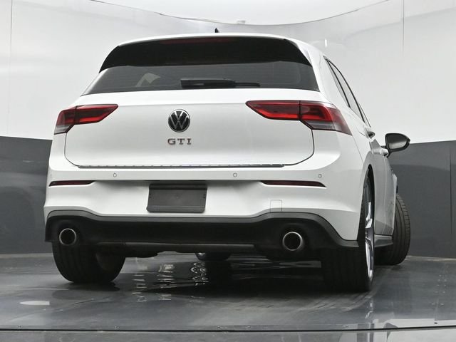 Used 2024 White Volkswagen S image 31