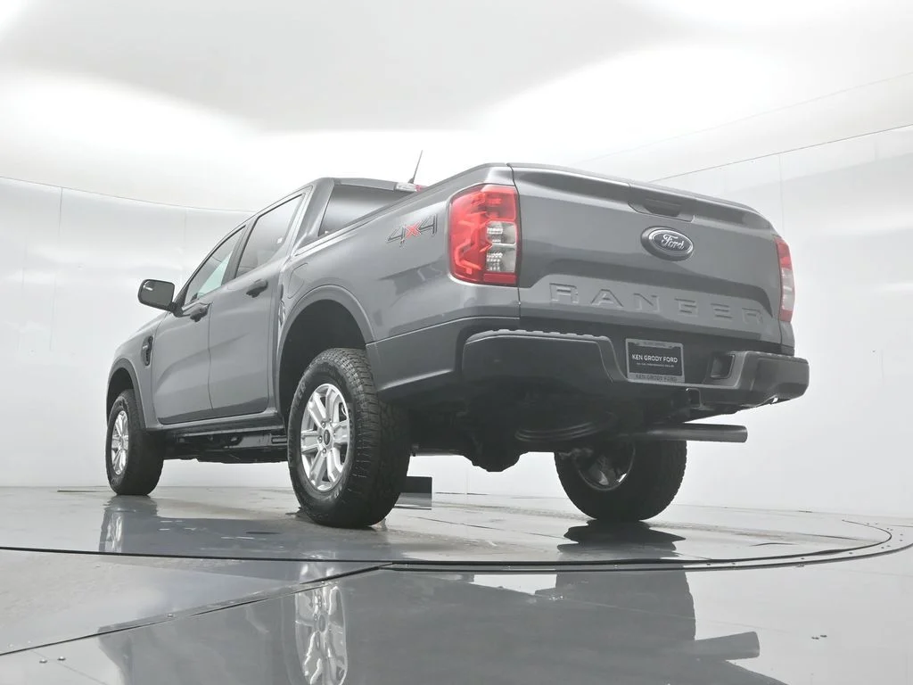 New 2025 Gray Ford XL image 48