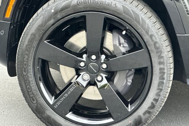 New 2026 Santorini Black Land Rover X-Dynamic SE image 24