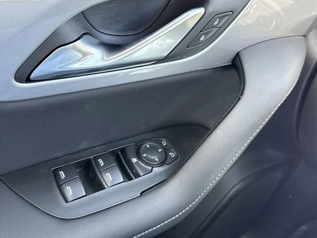 2025 Chevrolet Blazer 2LT - Photo 15