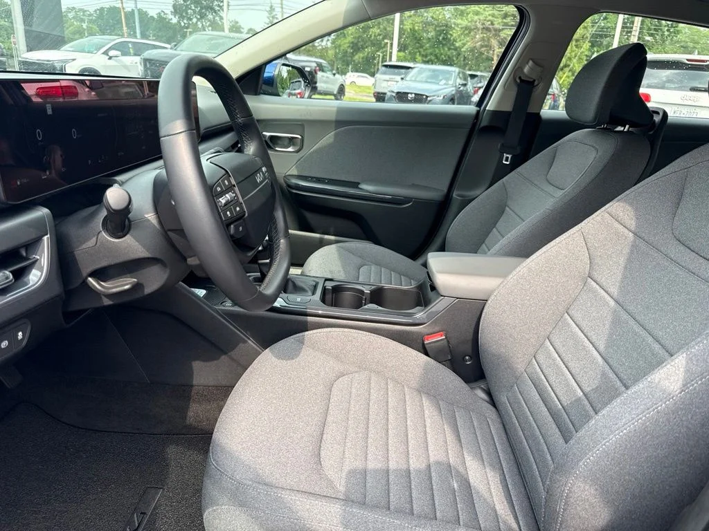 Certified Used 2025 Blue Kia EX image 11