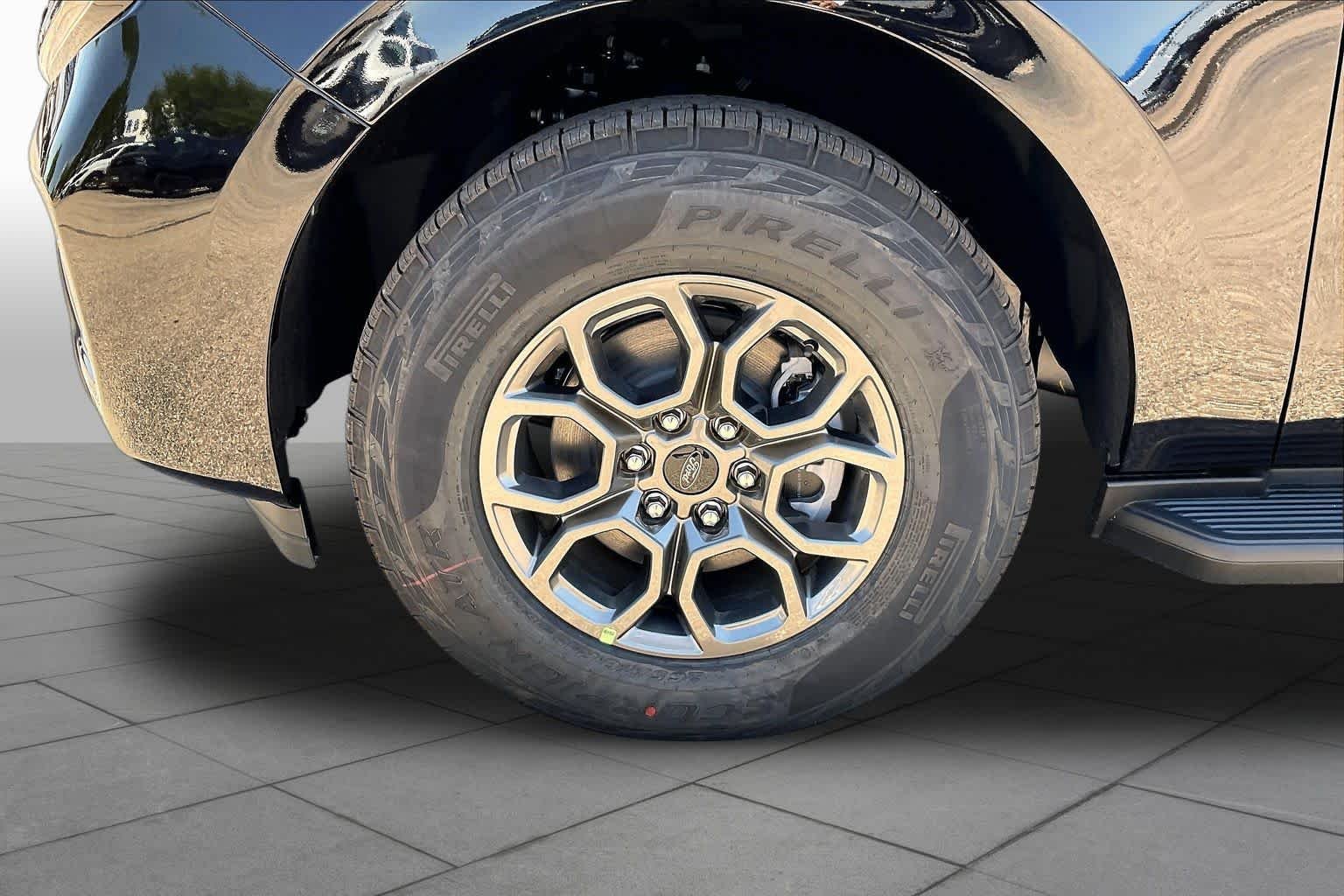New 2026 Agate Black Metallic Ford Active image 11