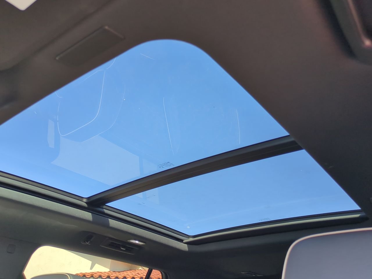 2026 Chevrolet Suburban Premier - Photo 11