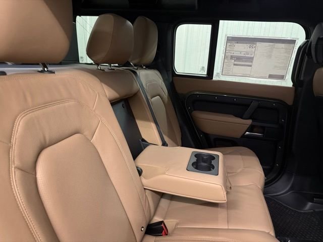 New 2026 Woolstone Green Land Rover S image 19