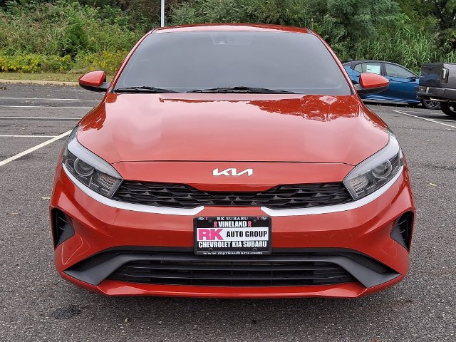 Used 2022 Red Kia LXS image 3