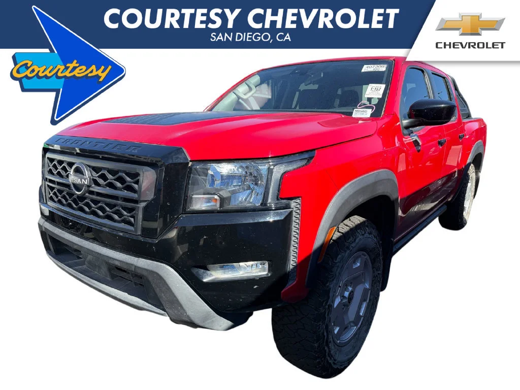 Used 2024  Nissan SV image 1