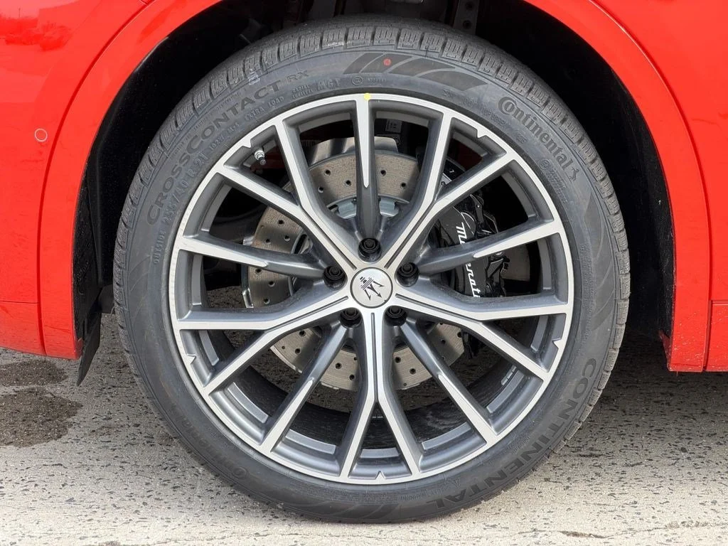 New 2026 Rosso Granturismo Tricoat Maserati Modena image 12