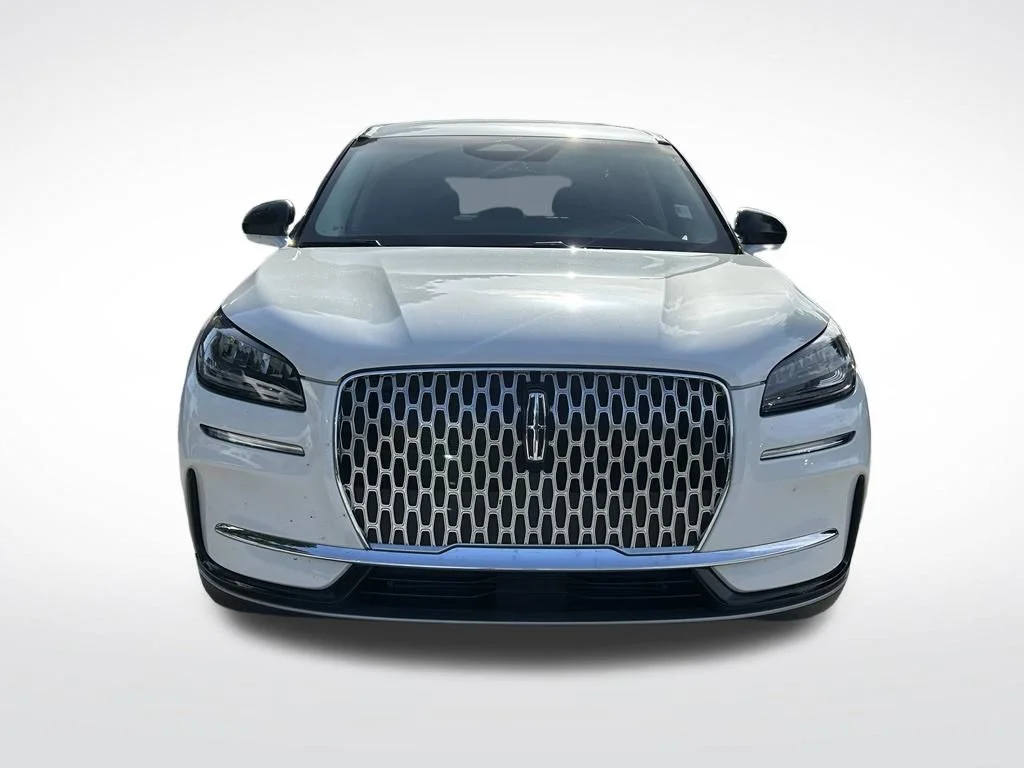 Used 2023 White Lincoln Standard image 2