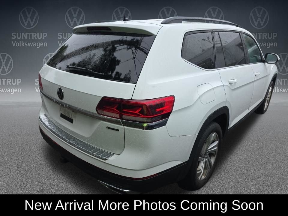 Used 2023 White Volkswagen 3.6L V6 SE w/Technology image 3