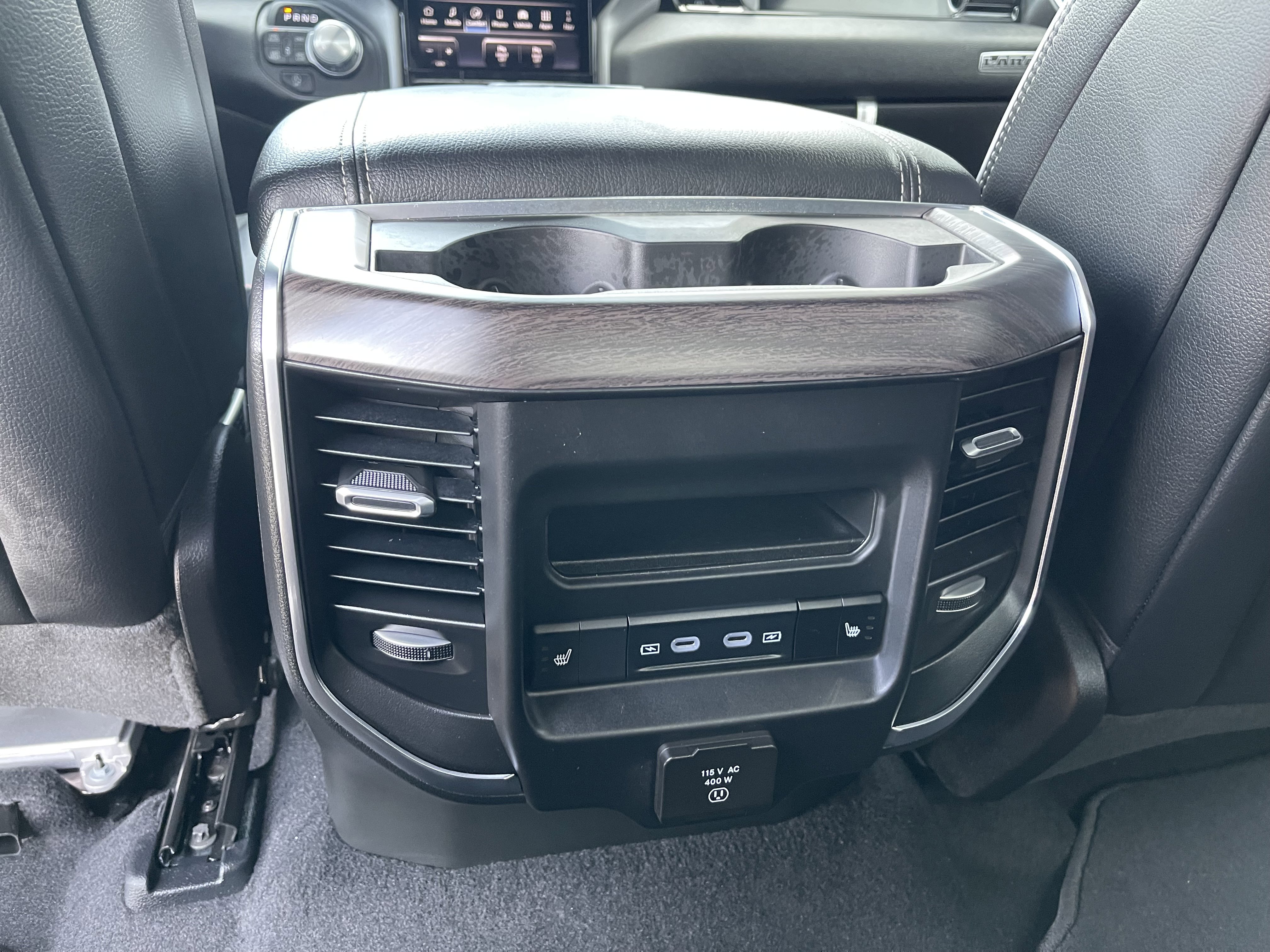 New 2026 Ivory White Tri-Coat Pearl-Coat Exterior Paint RAM Laramie image 23