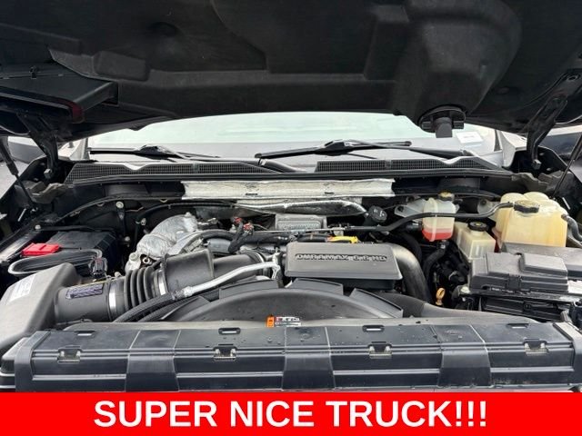 Used 2020 Black GMC AT4 image 11