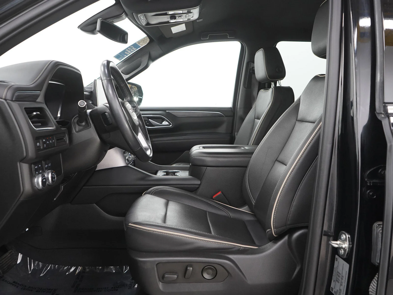 2022 GMC Yukon SLT - Photo 24