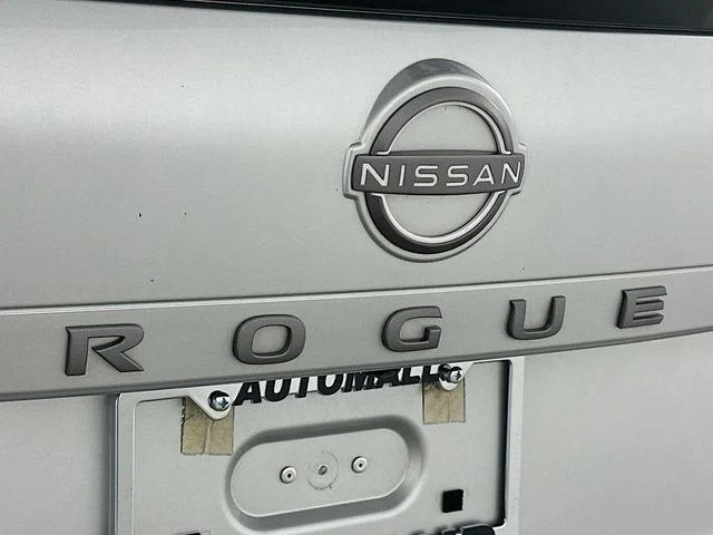 Certified Pre-Owned 2024 Nissan Rogue SV