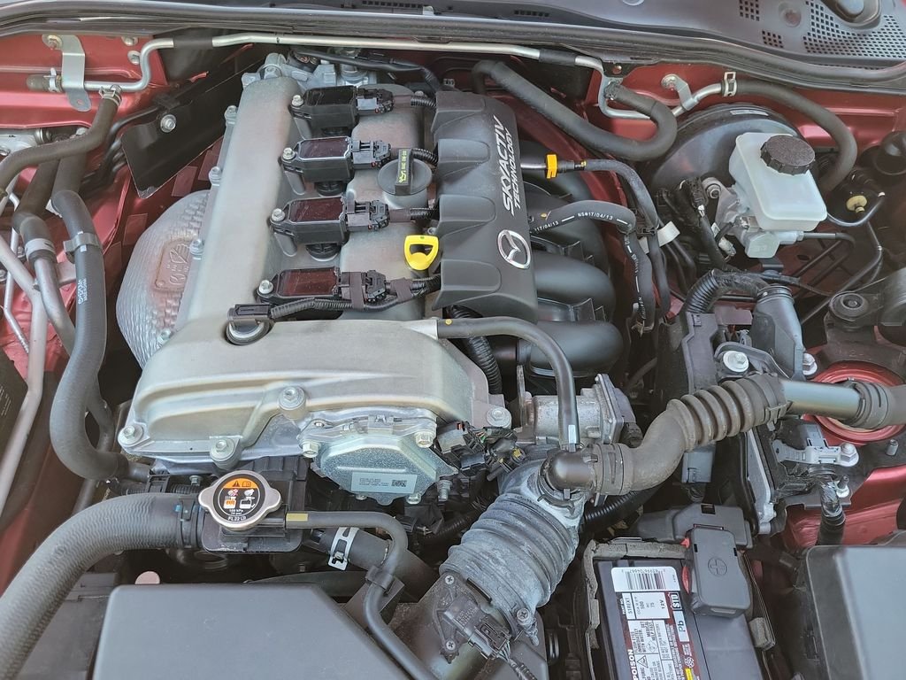 Used 2017 Red Mazda Grand Touring image 32