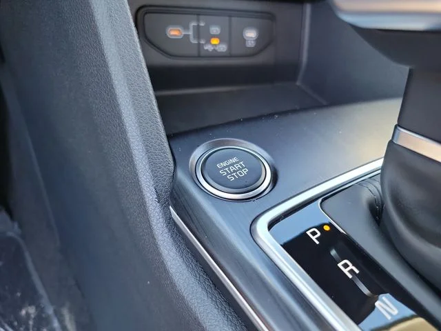 New 2026 Glacial White Pearl Kia LX image 21