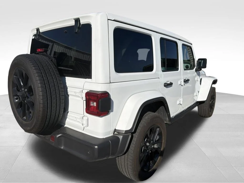 Used 2025 White Jeep Sahara 4xe image 23