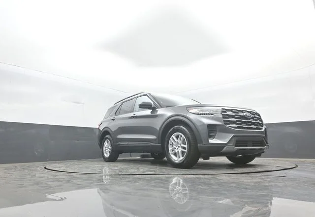 New 2026 Gray Ford Active image 28