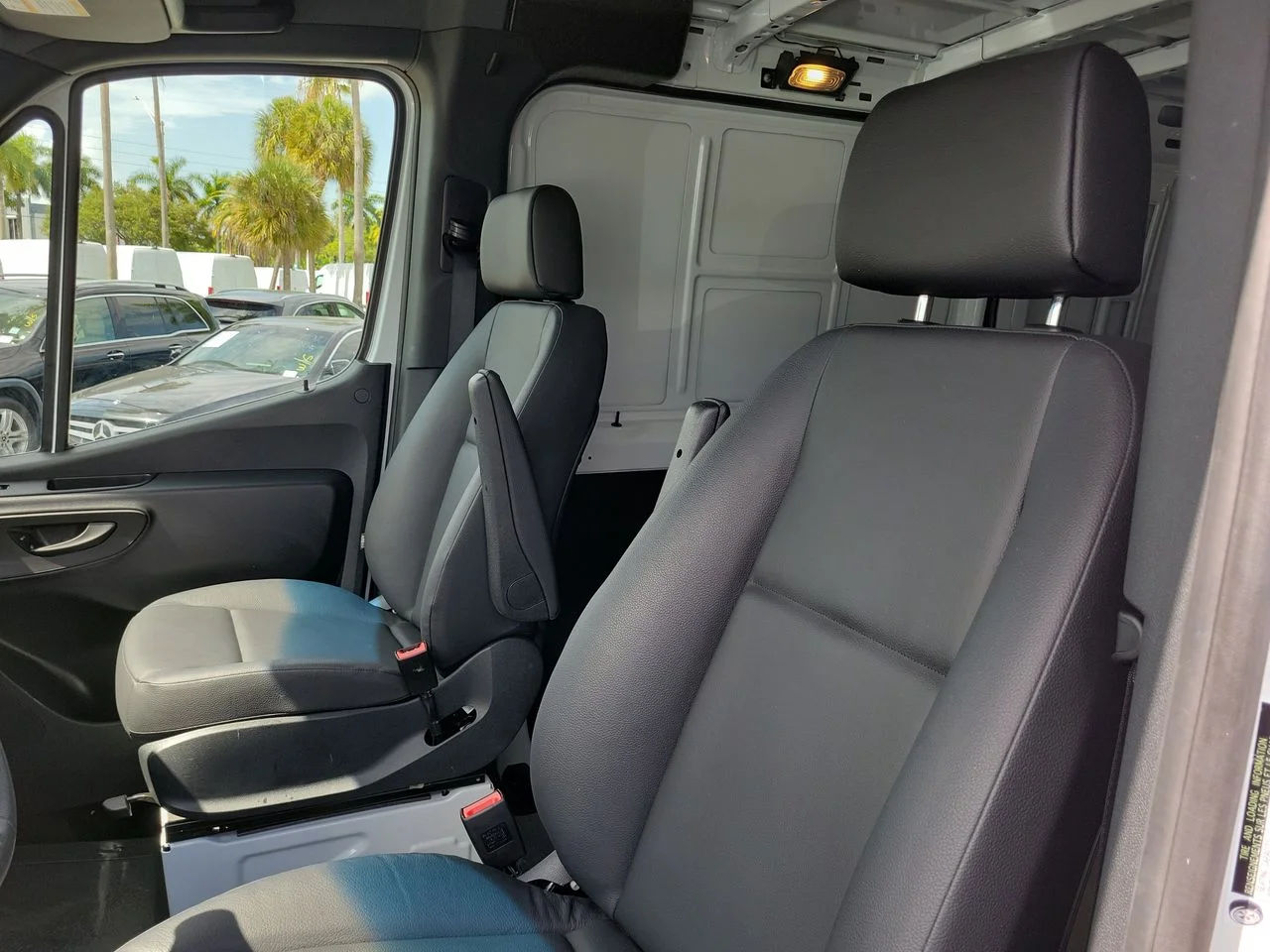 Used 2025 White Mercedes-Benz Cargo 144 WB image 18