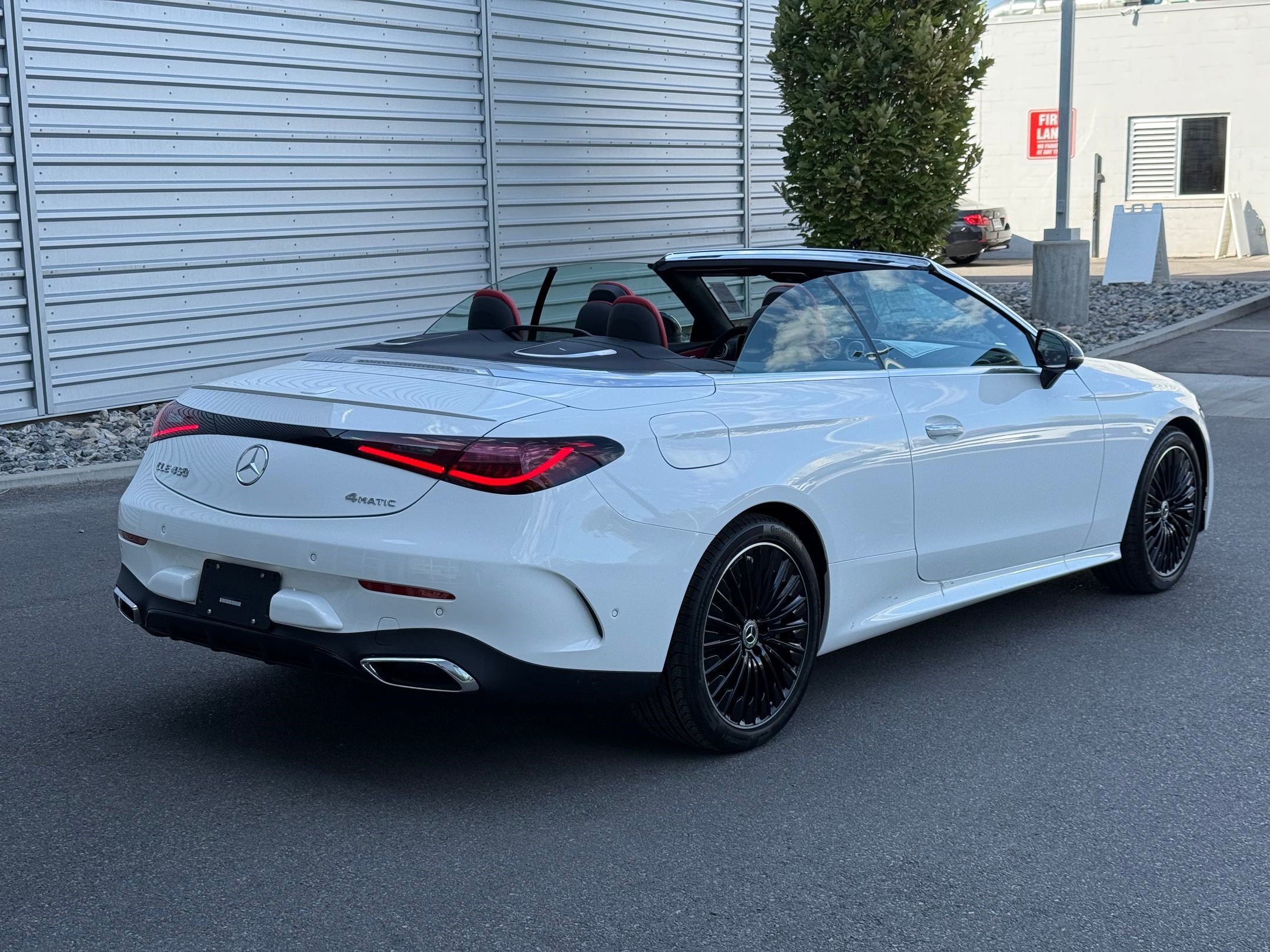 New 2026 Polar White Mercedes-Benz CLE 450 image 3