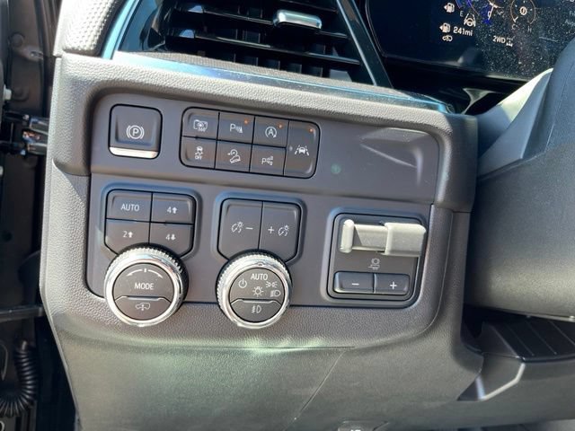 2026 Chevrolet Suburban RST - Photo 27