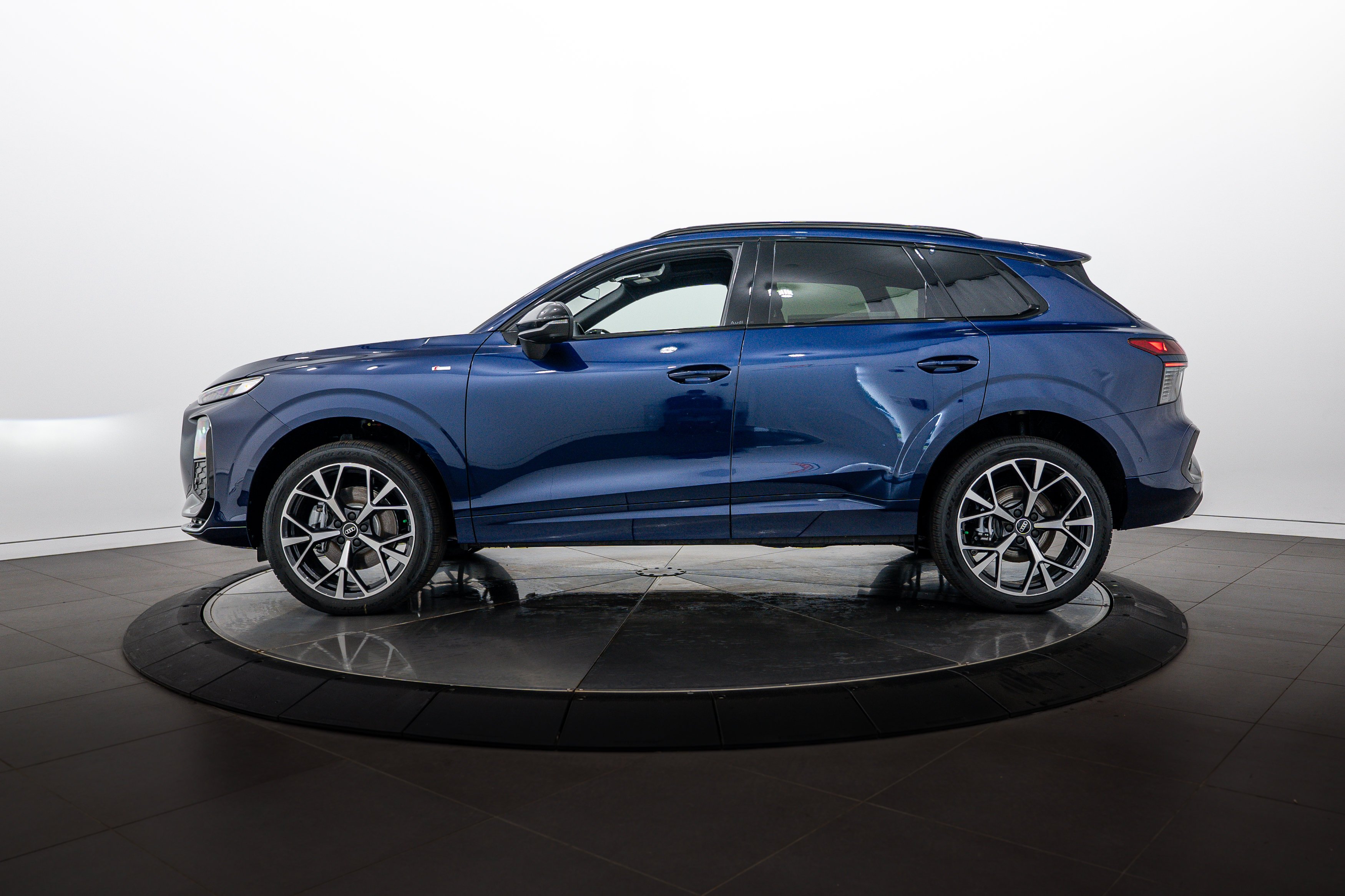 New 2026 Blue Audi S line image 6