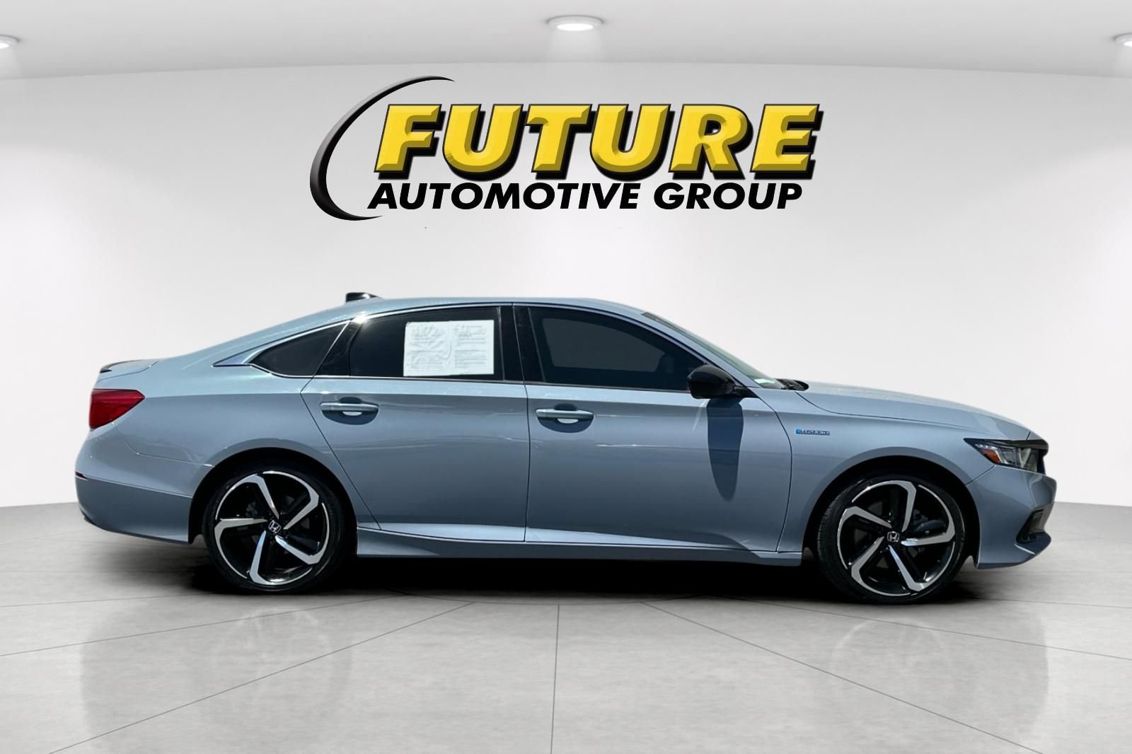 Used 2022  Honda Sport image 3